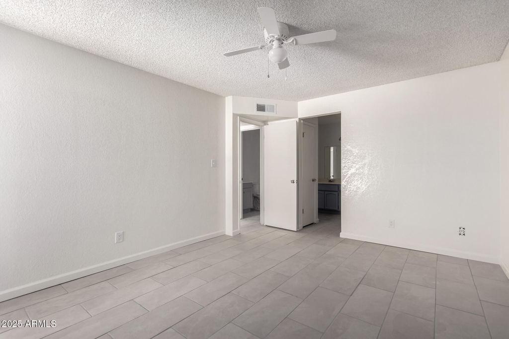 615 N Arrowhead Drive - Photo 16