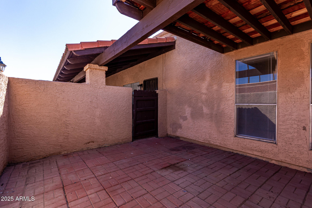 615 N Arrowhead Drive - Photo 26