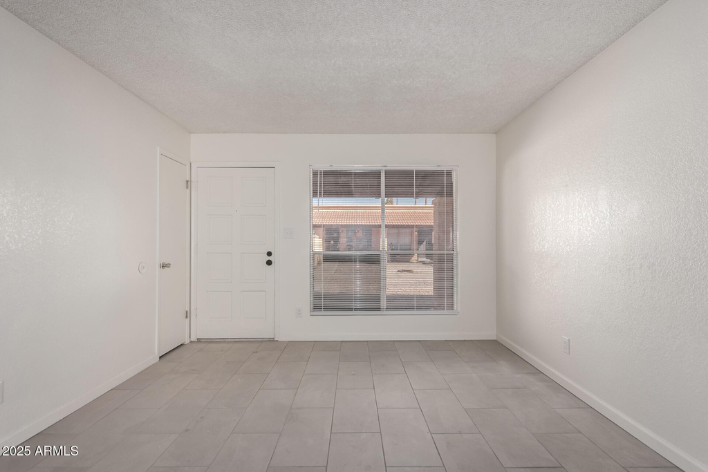 615 N Arrowhead Drive - Photo 7