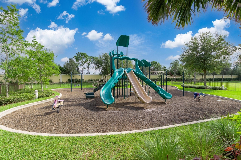 8115 Carnoustie Place - Photo 37