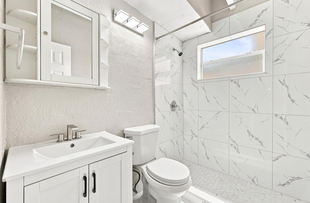 812 19th Street - Photo 10