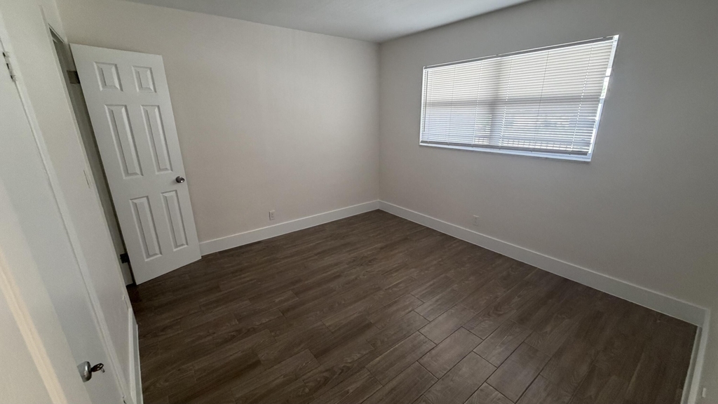 4061 Nw 9th Avenue - Photo 15