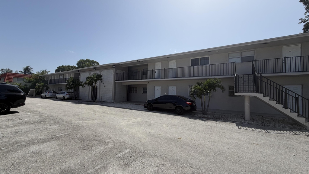 4061 Nw 9th Avenue - Photo 19