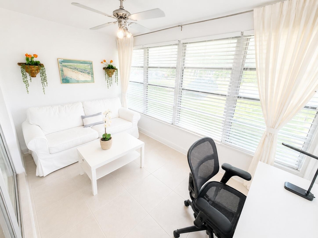 1207 S Drive Way - Photo 4