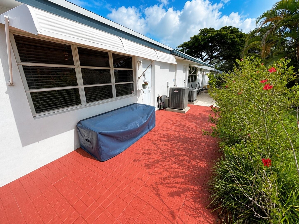 1207 S Drive Way - Photo 10