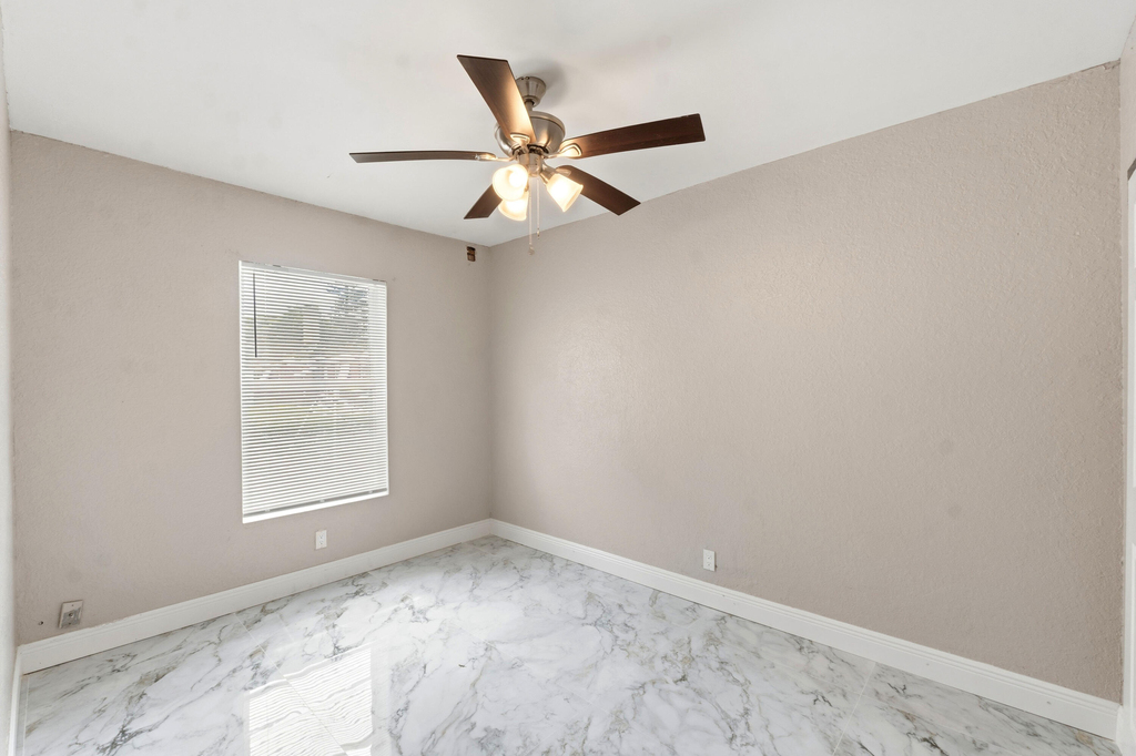 166 Sw 3rd Street - Photo 15