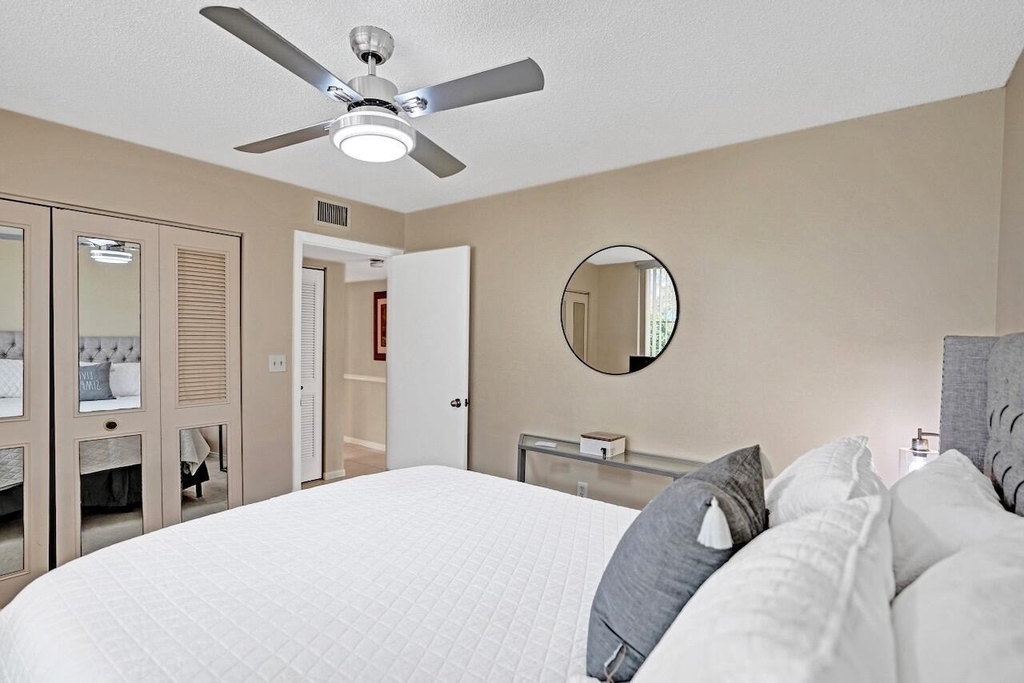107 Half Moon Circle - Photo 39