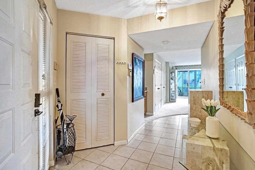 107 Half Moon Circle - Photo 8