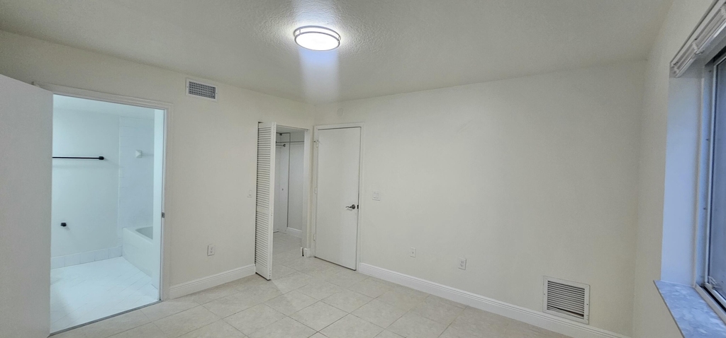 3770 N Jog Road - Photo 4