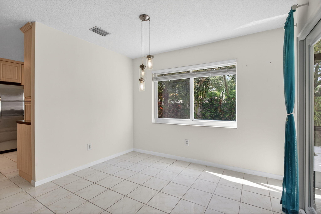 9812 Nw 2nd Court - Photo 11