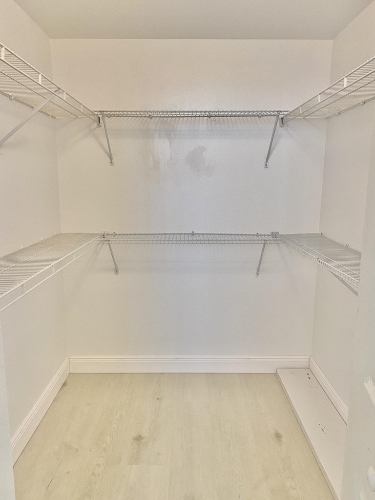630 S Sapodilla Avenue - Photo 10