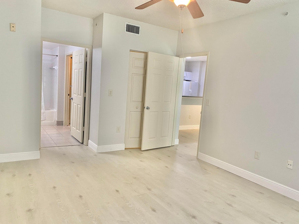 630 S Sapodilla Avenue - Photo 14