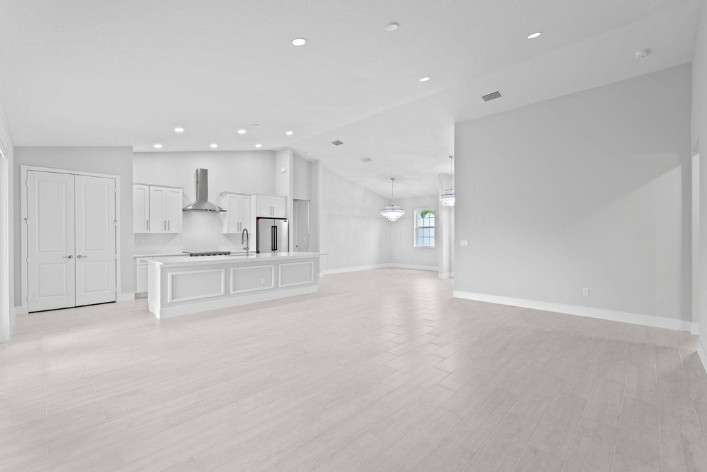 11299 42nd Road N - Photo 4