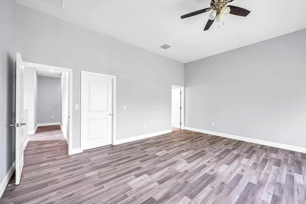 333 Nw 41st Street - Photo 23