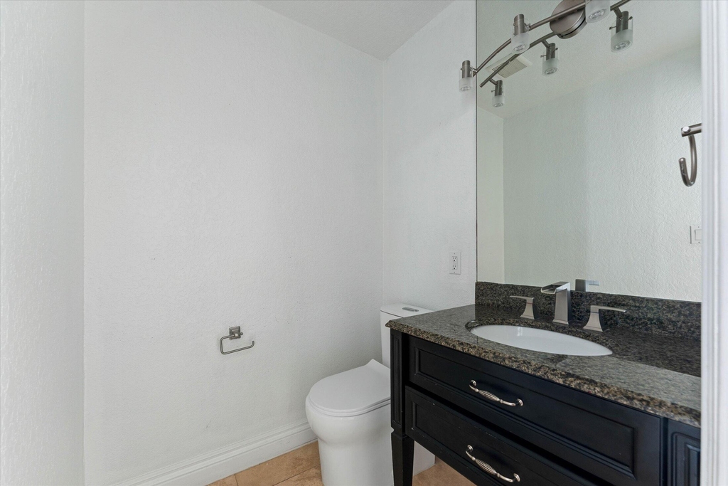 1598 Sw 5th Avenue - Photo 22