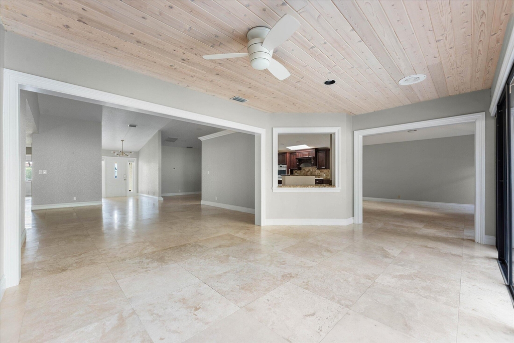 1598 Sw 5th Avenue - Photo 7