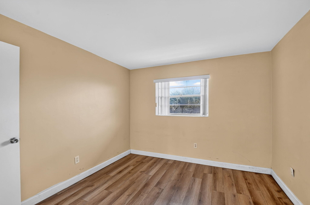 1505 Crescent Circle - Photo 28