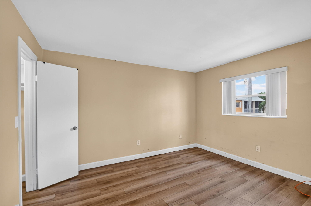 1505 Crescent Circle - Photo 20