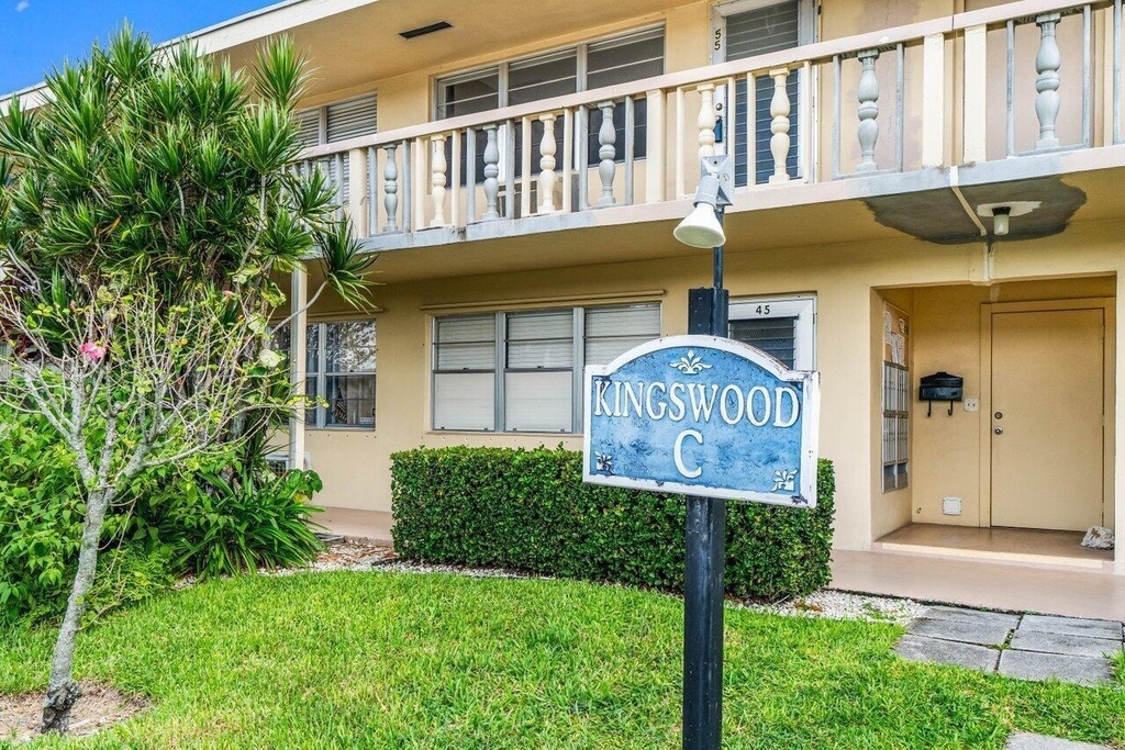 52 Kingswood C - Photo 0