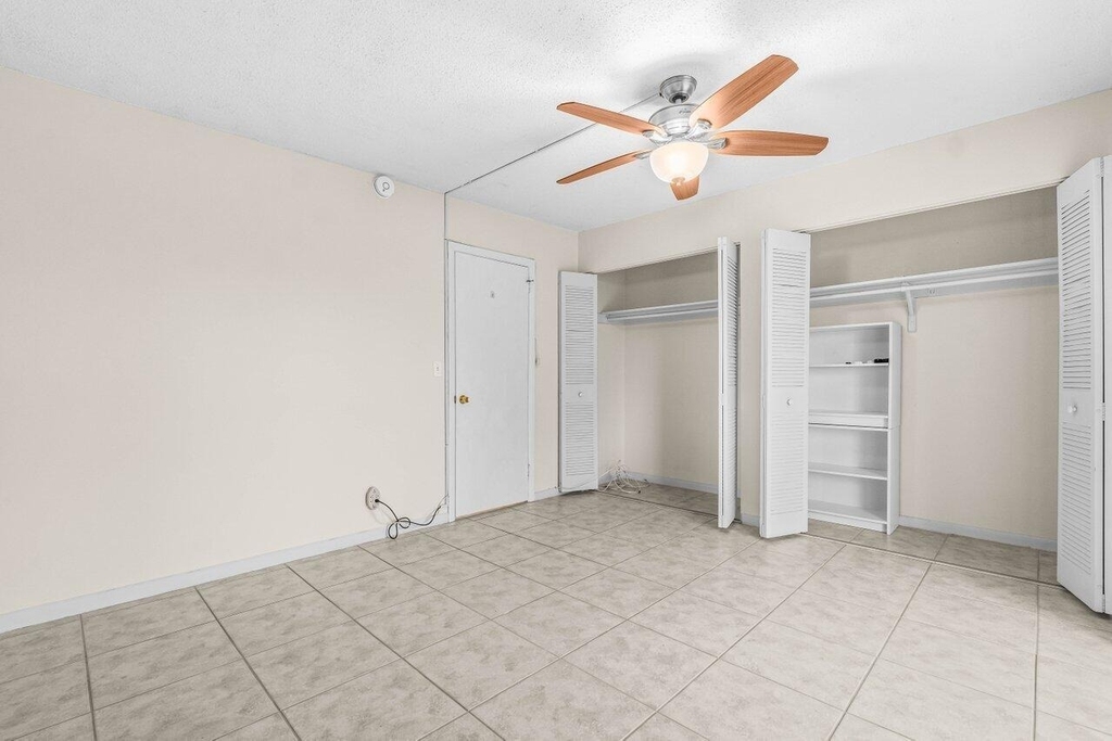 52 Kingswood C - Photo 13