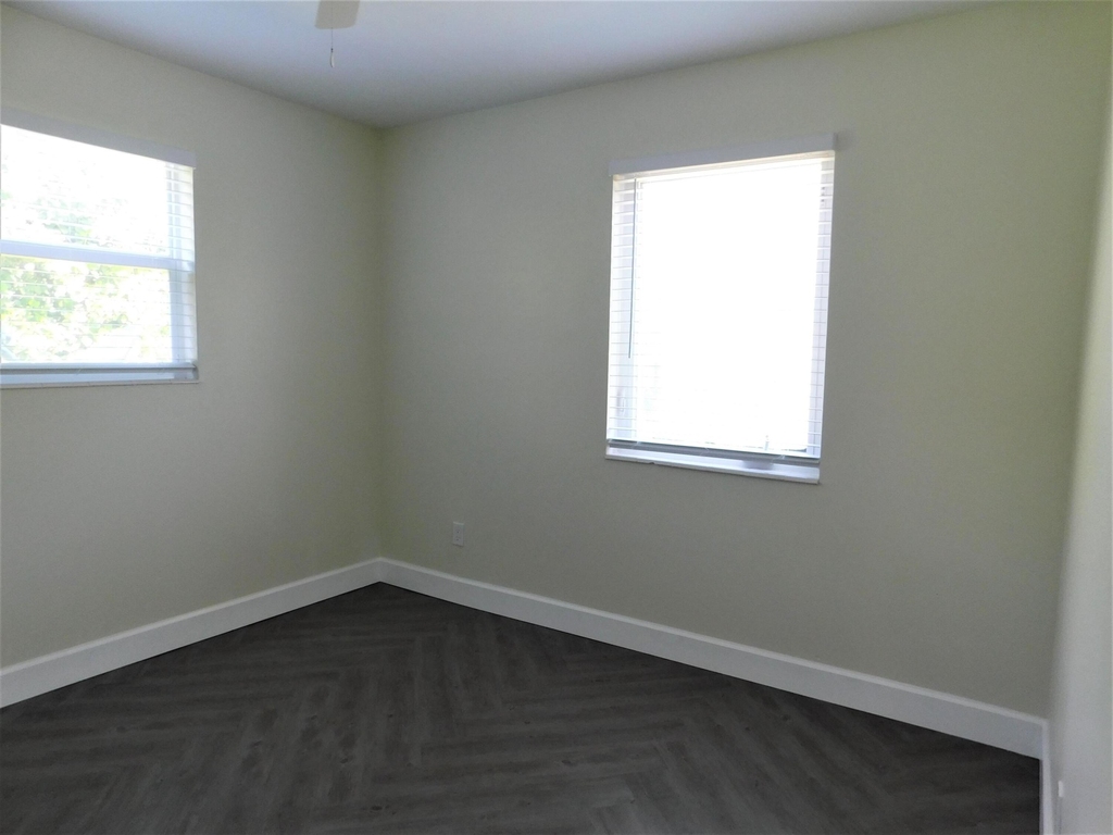 741 Hummingbird Way - Photo 14