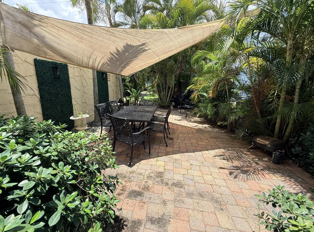 741 Hummingbird Way - Photo 22