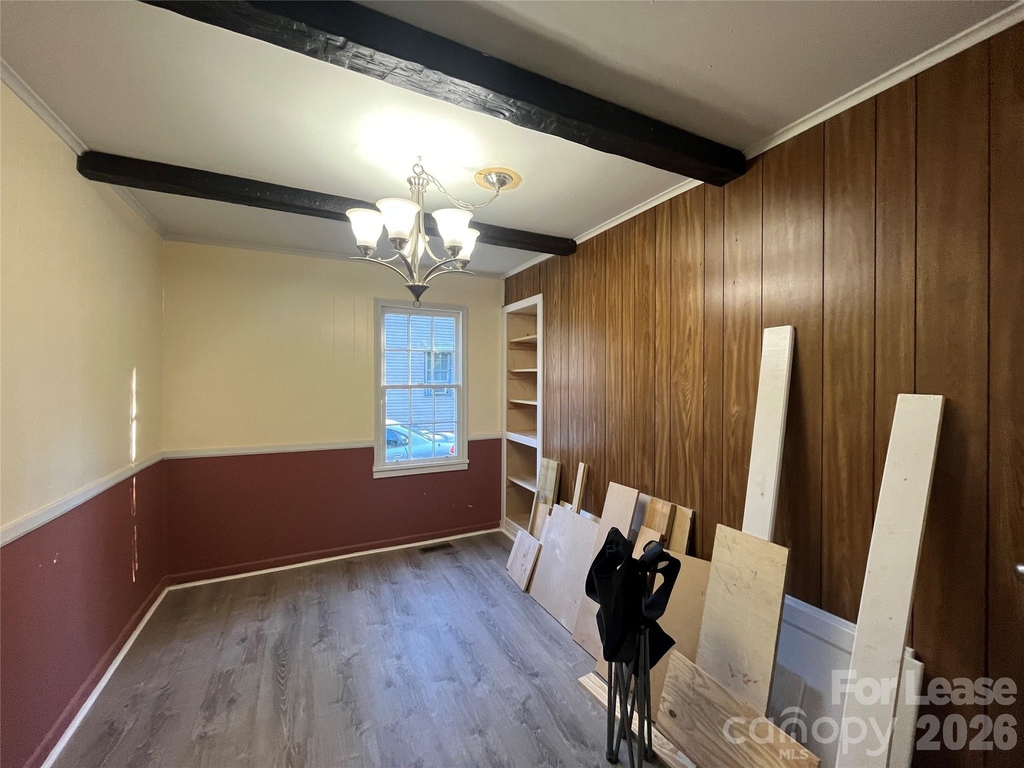 4723 Linden Street - Photo 8