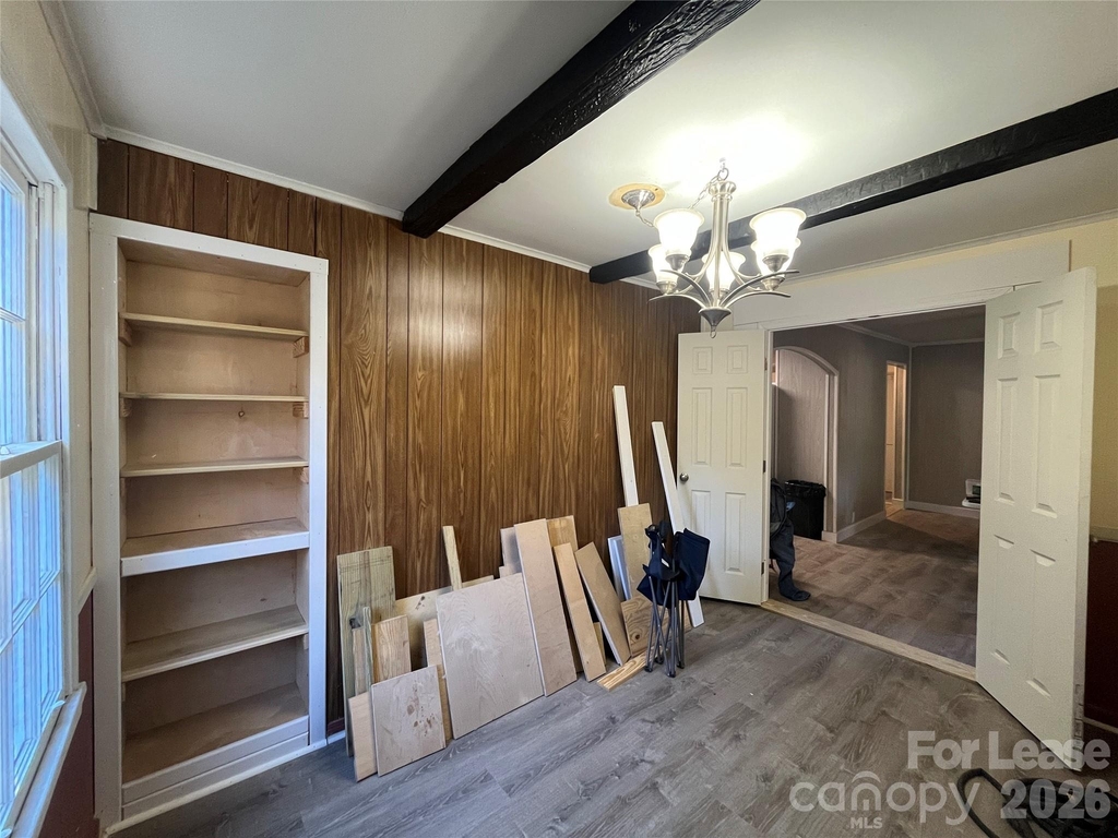 4723 Linden Street - Photo 9