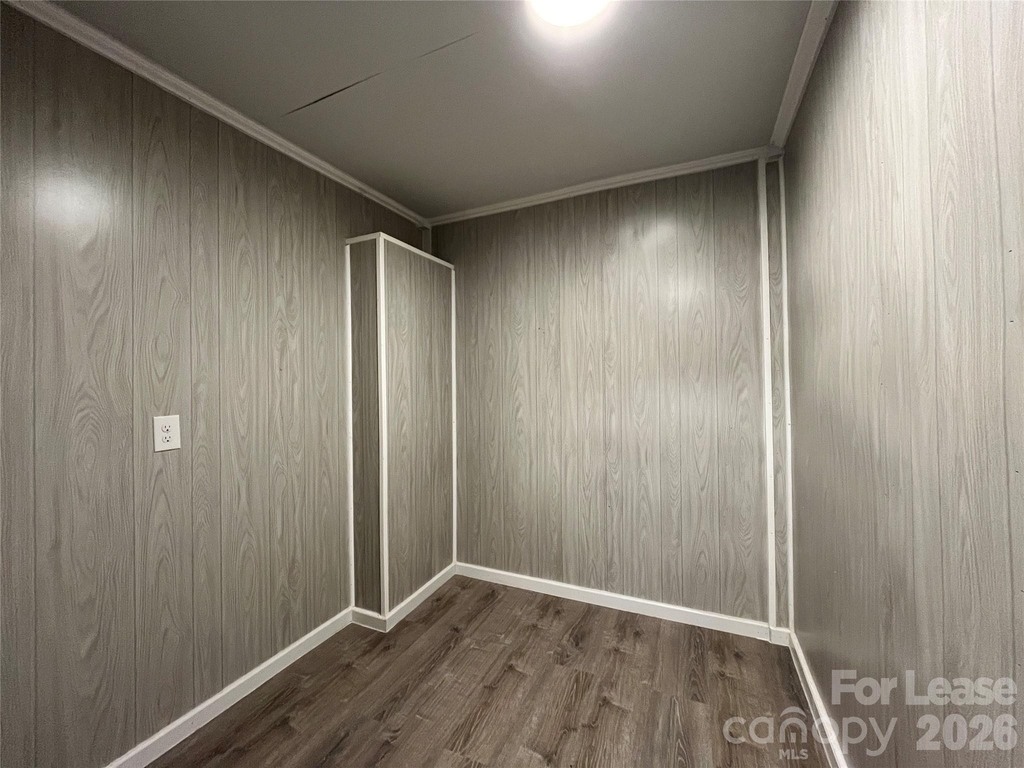4723 Linden Street - Photo 10
