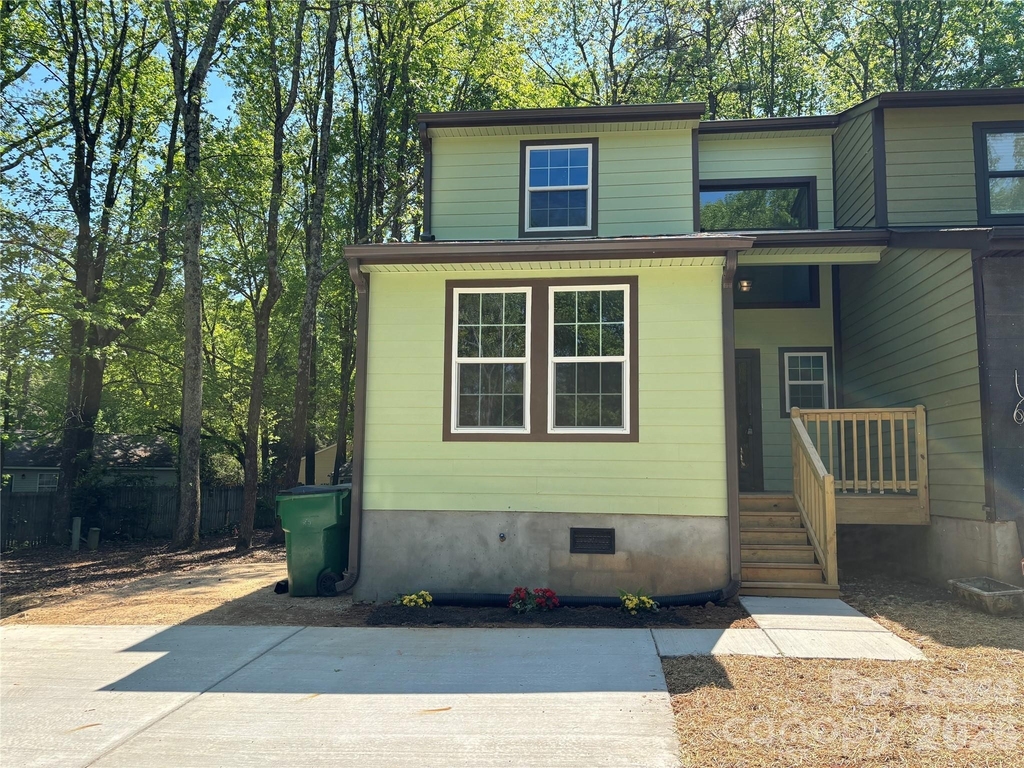 6211 Spanish Oak Road - Photo 0