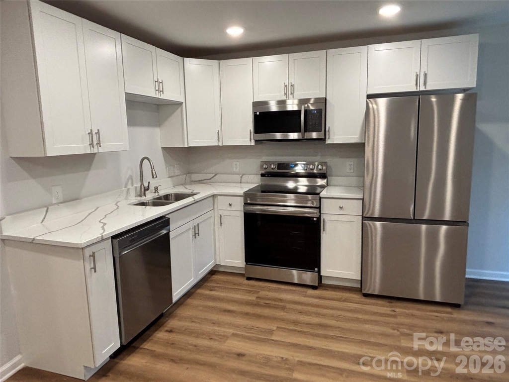 6211 Spanish Oak Road - Photo 5
