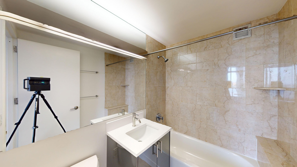 10 Hanover Square - Photo 4