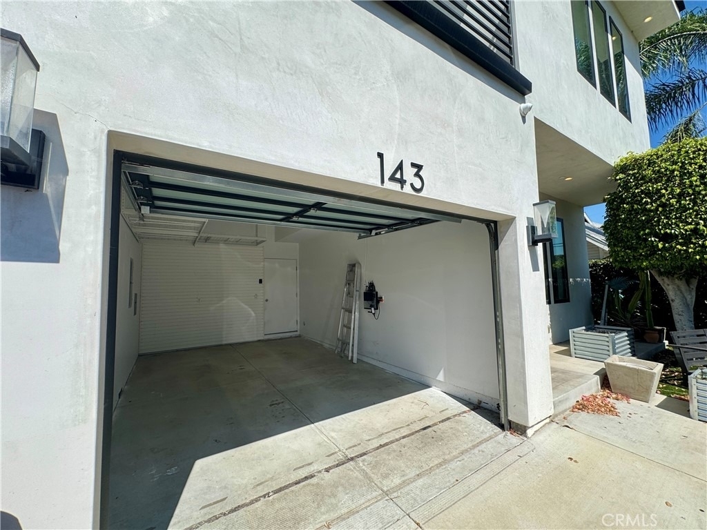 143 N Ardmore Avenue - Photo 25