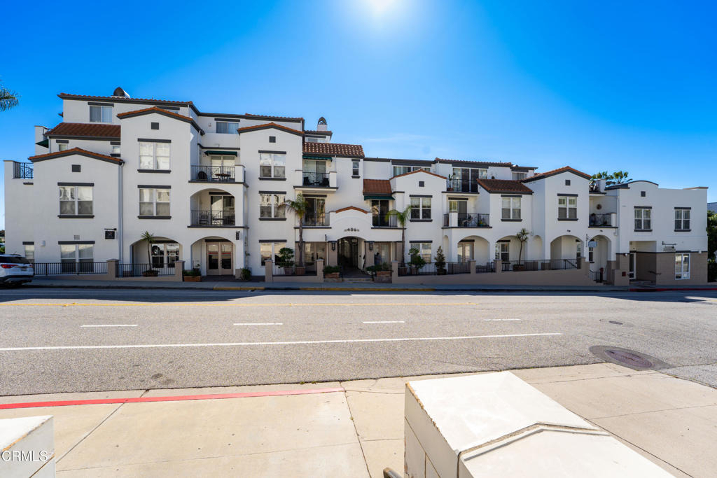 436 Poli Street - Photo 0