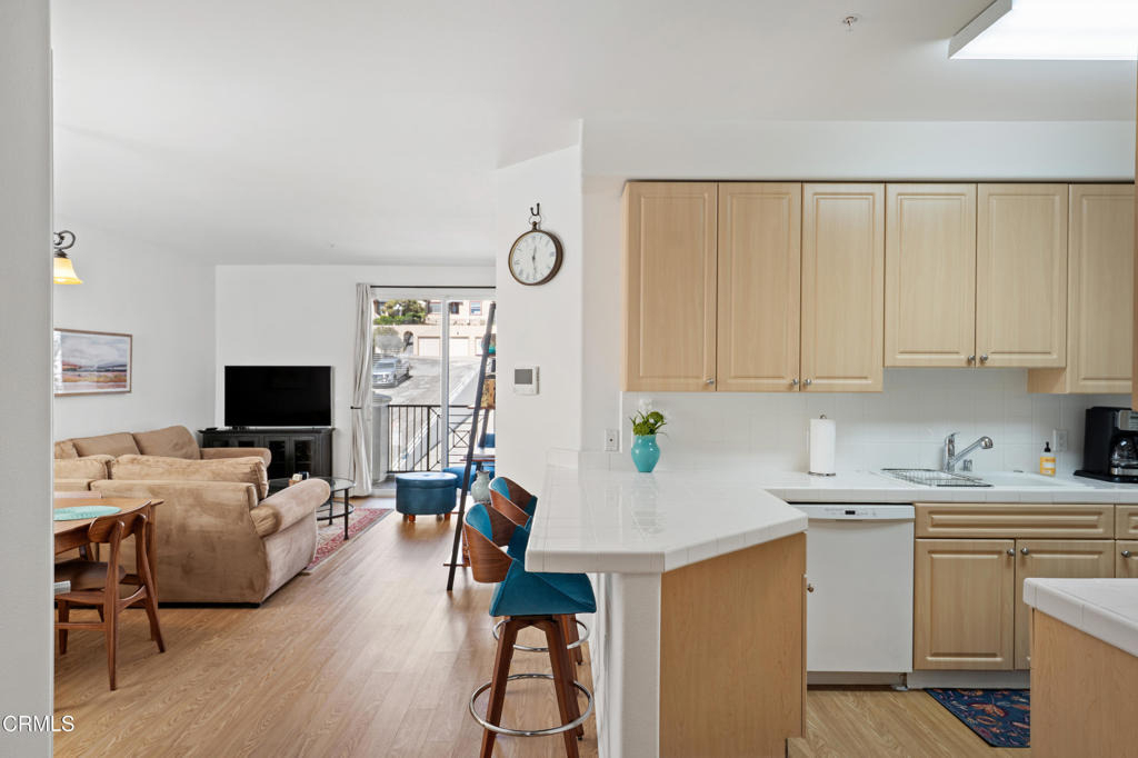436 Poli Street - Photo 4