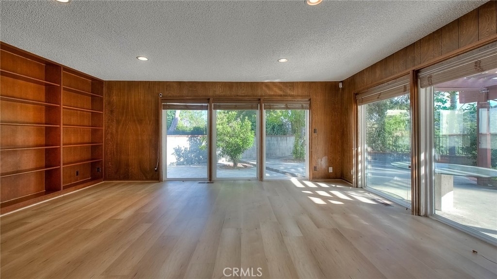 16612 Park Lane Circle - Photo 19