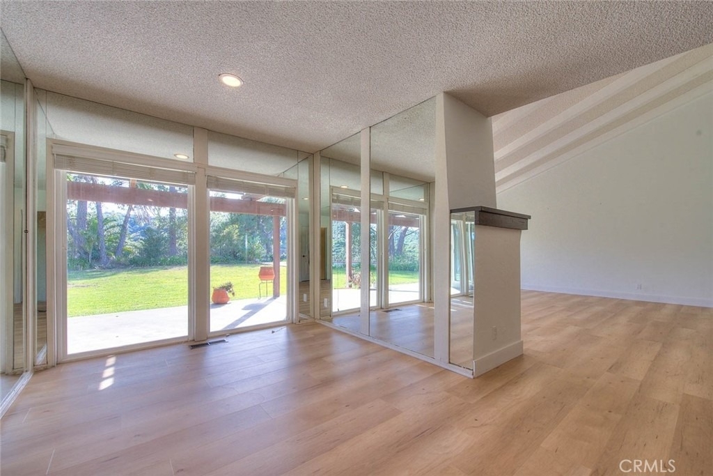 16612 Park Lane Circle - Photo 11