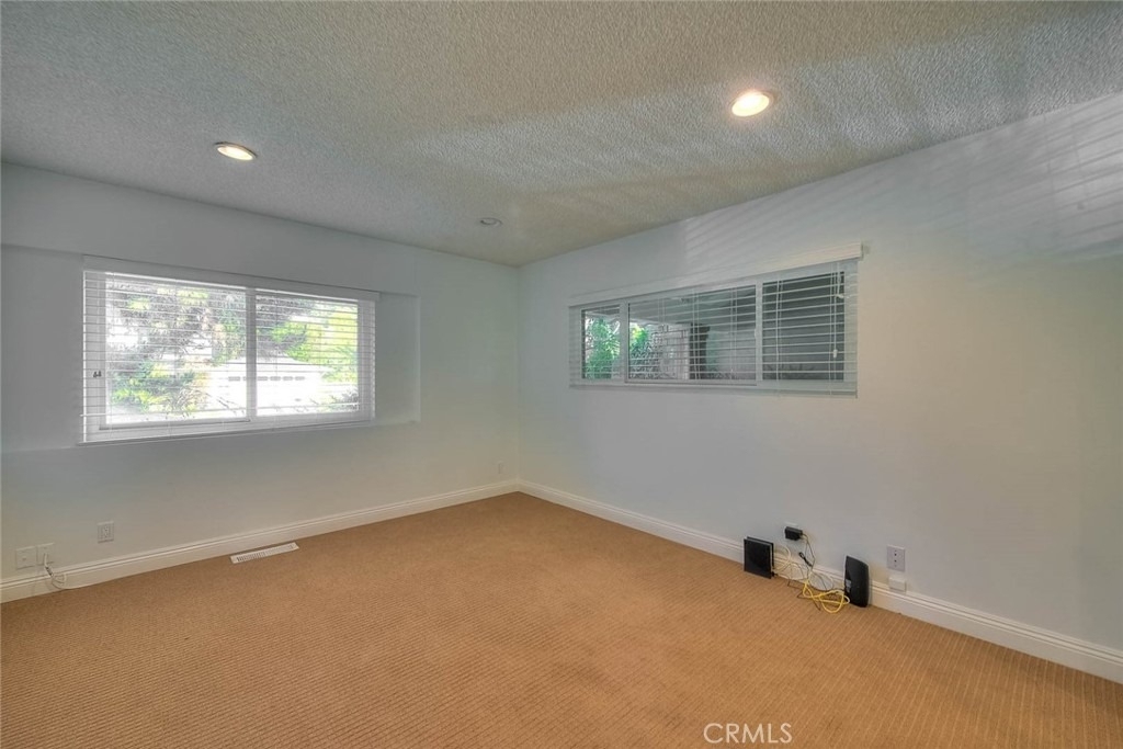 16612 Park Lane Circle - Photo 33
