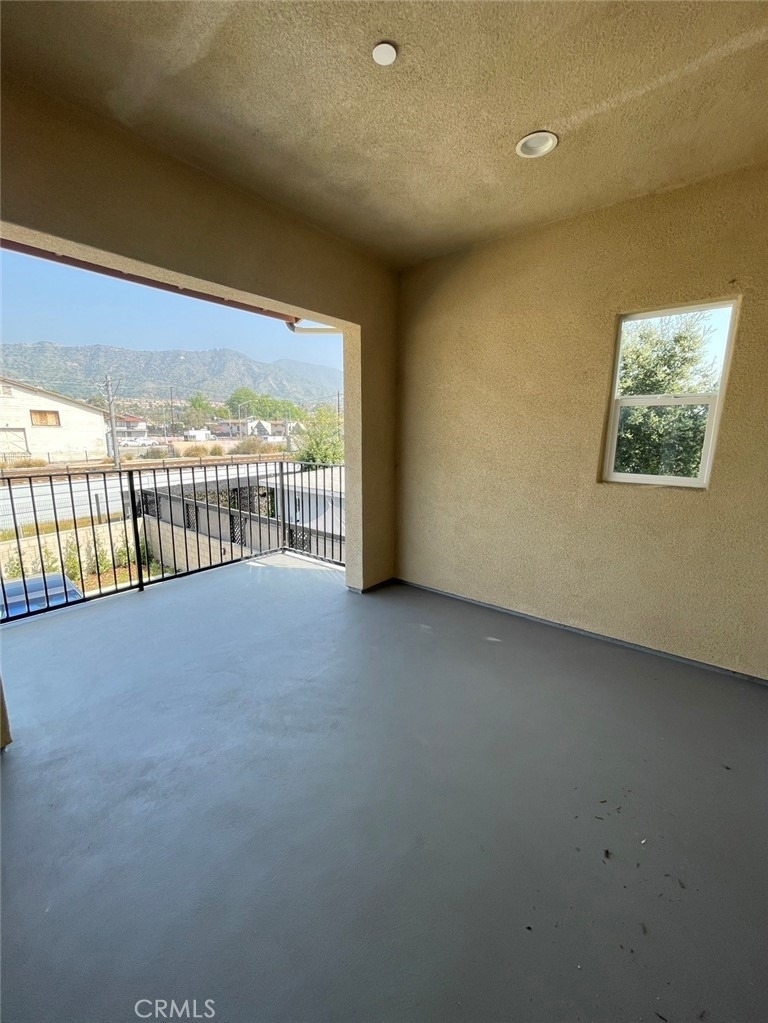 820 N Soldano - Photo 8