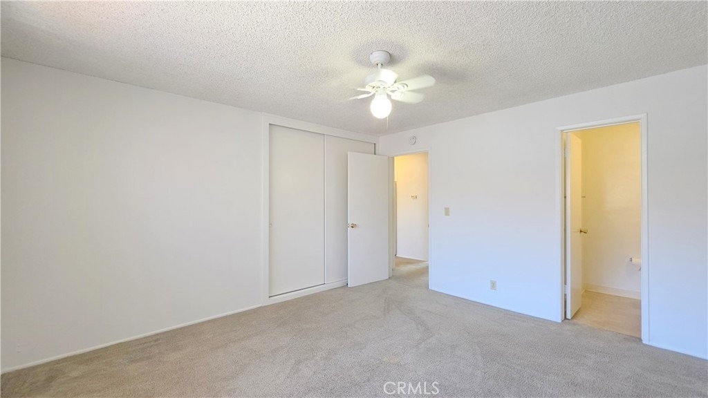 1086 Springfield Street - Photo 10
