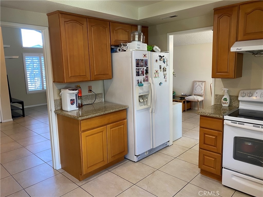 840 Bridle Drive - Photo 5
