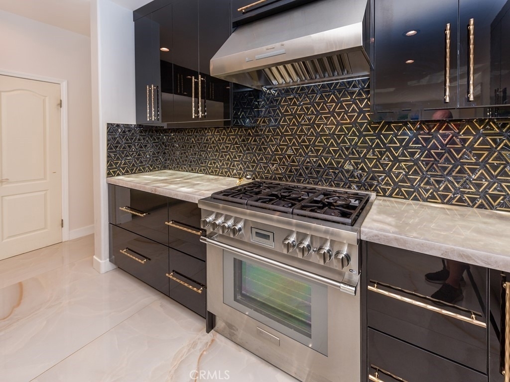 28408 Hidden Hills Drive - Photo 9