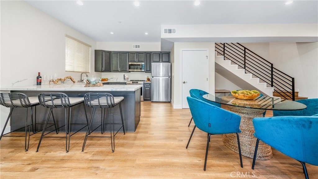 17158 Chatsworth Street - Photo 2
