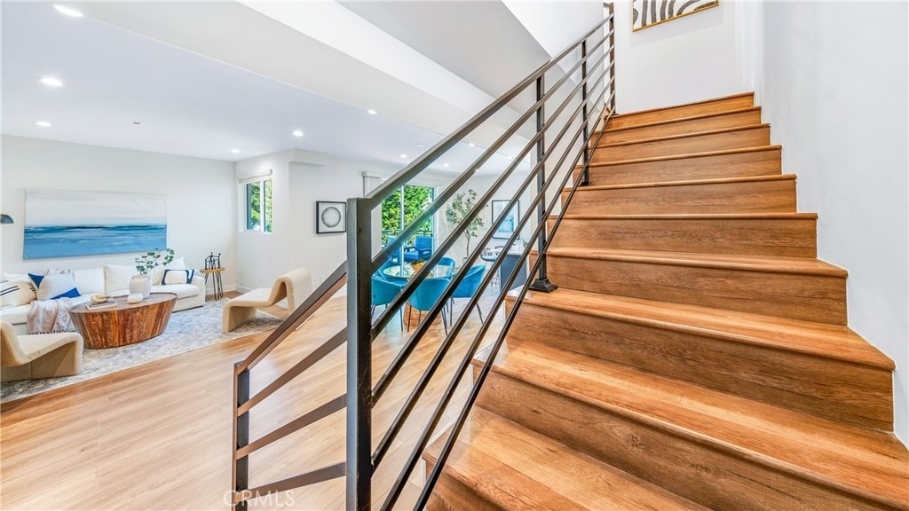 17158 Chatsworth Street - Photo 8