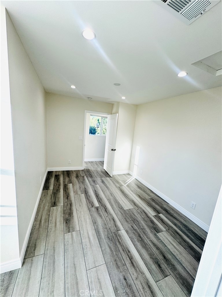 9318 Encino Ave - Photo 22