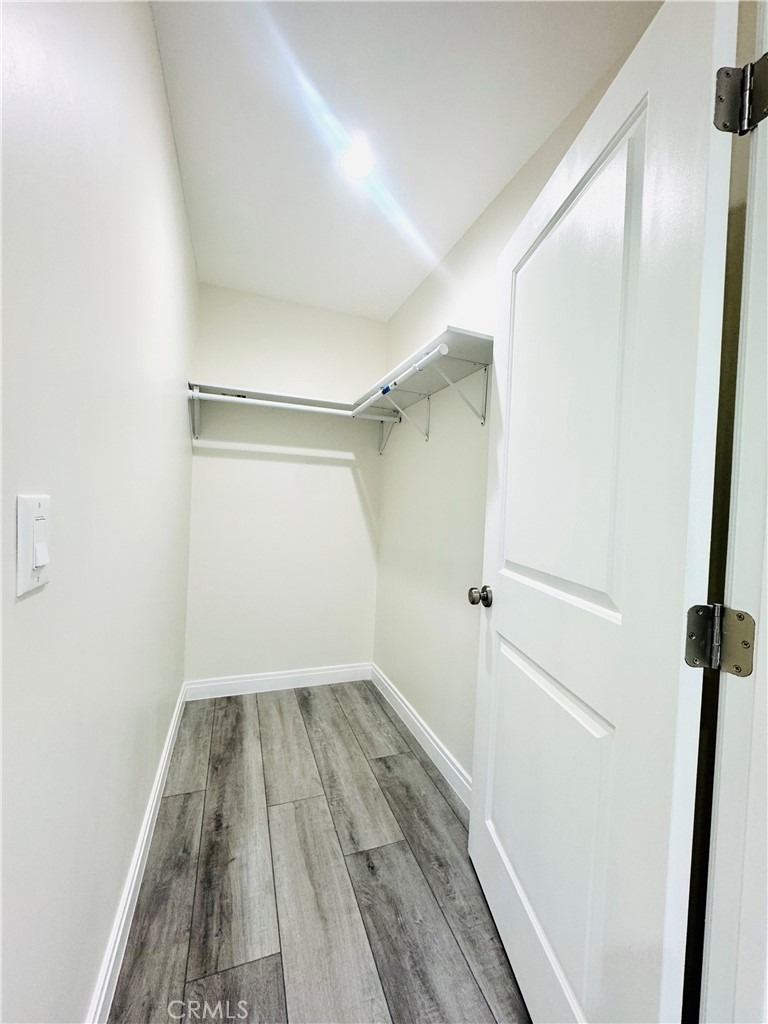 9318 Encino Ave - Photo 27