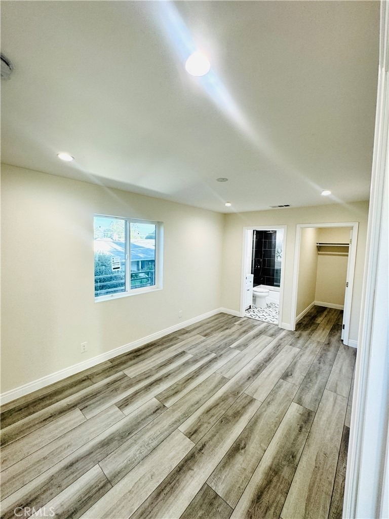 9318 Encino Ave - Photo 23