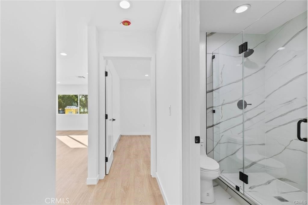 6842 Cedros Avenue - Photo 15