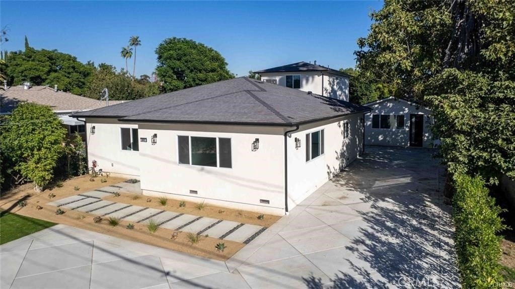 6842 Cedros Avenue - Photo 24