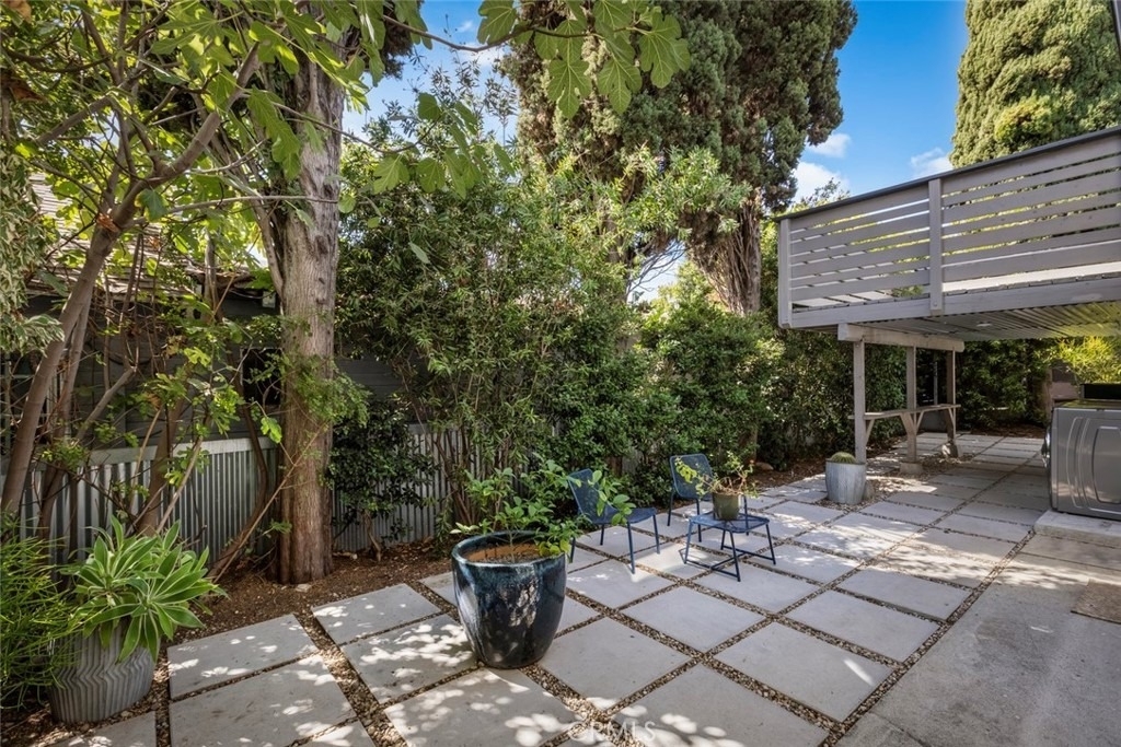 2304 W Avenue 31 - Photo 17